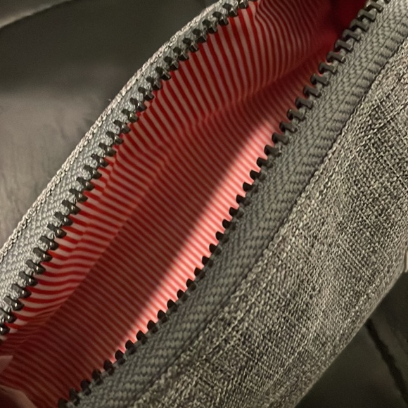 Pencil case - Picture 5 of 6